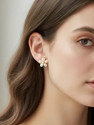 Pearl Flower Stud Earrings Gold thumbnail 3