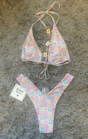 Kulani Kinis Bikini Set thumbnail 1