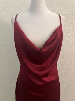 PrettyLittleThing Burgundy Cowl Neck Slip Midi Dress thumbnail 3