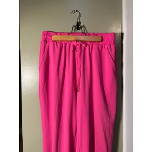 Women's Size XL Athletic Sweatpants Joggers Lounge Pants Bright Pink Pockets thumbnail 2