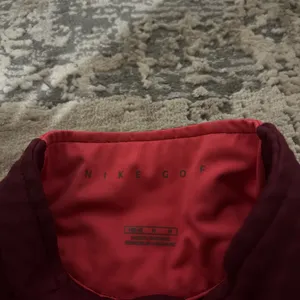 Nike Maroon Golf Zip Up Vest Size Medium thumbnail 3