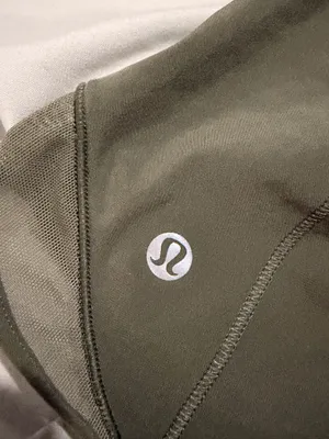 Lululemon Shorts Hotty Hot 4" Low-Rise thumbnail 3