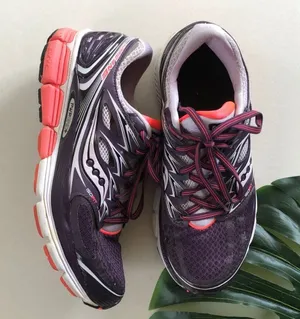 Saucony PwrGRID 8mm Offset Hurricane Running Shoe thumbnail 1