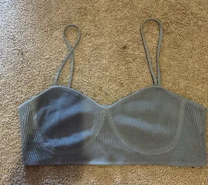 Zara‎ large grey crop top thumbnail 1