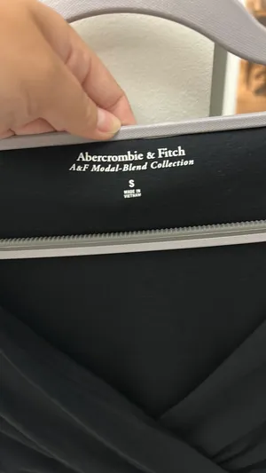 Abercrombie Black Top thumbnail 2
