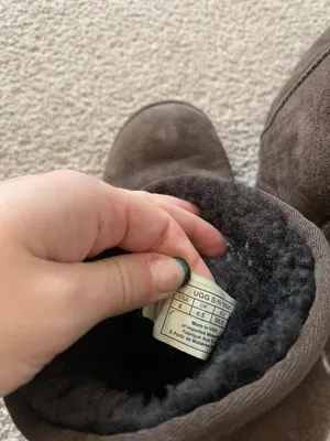UGG Boots thumbnail 3