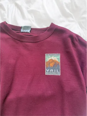 Vail Colorado Mountain Graphic Crewneck Sweatshirt Burgundy Size Large thumbnail 5