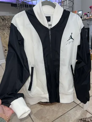 Nike Air Jordan’s Jacket thumbnail 1