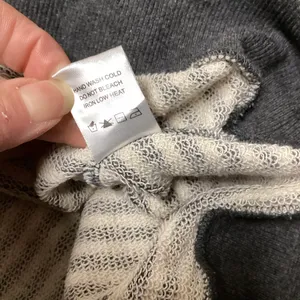 White Birch Smile emoji Crewneck Sweatshirt Charcoal Gray Stripe. Size XL thumbnail 7