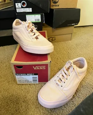 Light Pink thumbnail 1