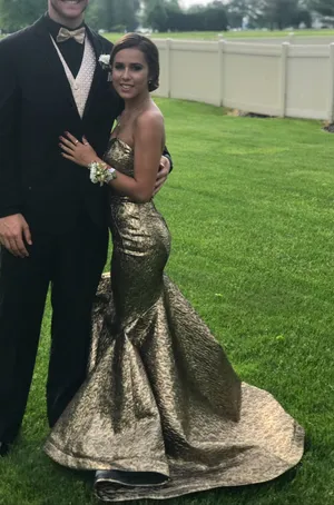 Gold and black ball gown Size 0 thumbnail 1