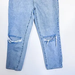 Pacsun Women's 100% Cotton High Rise Straight Mom Jeans in Light Wash‎ size 28 thumbnail 3