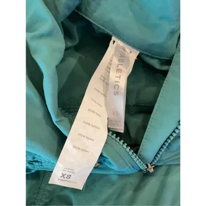 Fabletics Mckenzie Woven jumpsuit in Soft Pine Green XS thumbnail 5