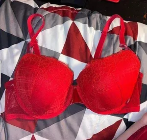 COPY - Victoria’s Secret Lined Demi Bra thumbnail 1