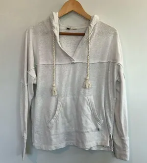 Women’s  size medium lightweight cotton blend beach vacation hoodie thumbnail 1