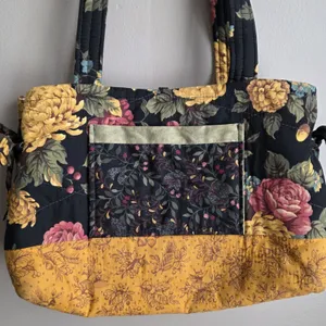 Handmade Patchwork Quilted Shoulder Bag Purse Floral Cottage Folk Grandmacore thumbnail 5
