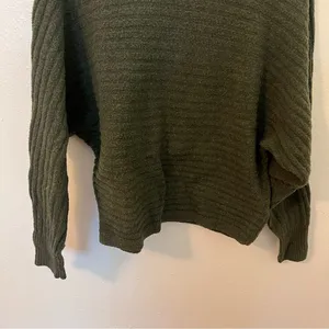Pink Rose Women's Size Medium Dolman Sleeve Sweater Dark Olive Green Textured‎ thumbnail 3