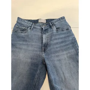 Everlane The Curvy Cheeky Jean Medium Wash Organic Cotton Raw Hem‎ Size 29 Crop thumbnail 2