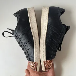 Adidas Superstar Y2K Womens 7.5 Shoes Sneakers Festival Glam Streetwear Black thumbnail 6