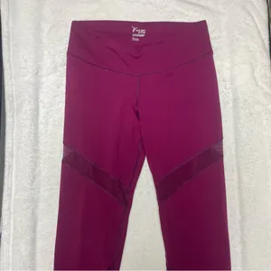 Old navy active leggings thumbnail 2