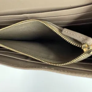 Fendi Vitello Cruise F is Fendi Continental Envelope Wallet Tortora - Preowned thumbnail 7