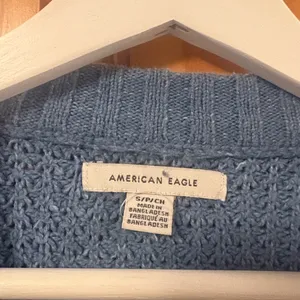 American Eagle Size Small Blue Pullover Sweater. thumbnail 4