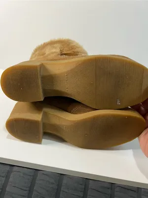 Snowland Vintage 70’s Tan Suede Faux Fur Snow Bunny Eskimo Moccasin Booties thumbnail 7