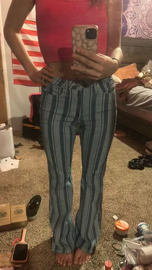 jeans thumbnail 1