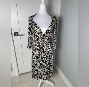 Dress thumbnail 2