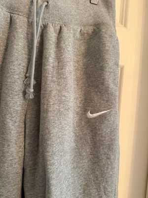 NWOT Nike Phoenix Fleece High-Waisted Joggers | Size Small thumbnail 3