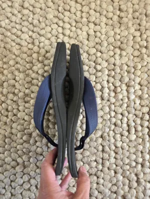 OluKai Ohana flip flops Womens Blue Shoes Sandals Size 9 Comfort Support Fall thumbnail 4