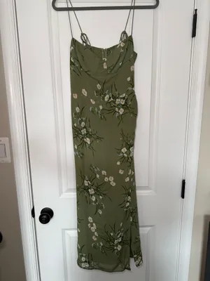 Reformation Kourtney Dress Midi thumbnail 4