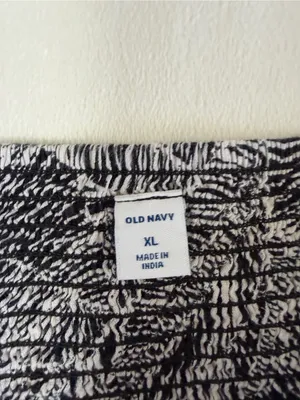 Old Navy Black & White Printed Cropped Jumpsuit thumbnail 2