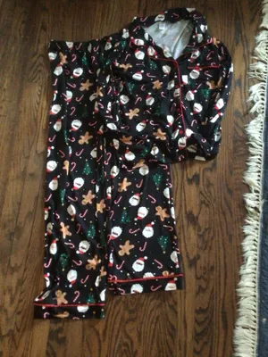 Christmas Pajamas- 2piece Set- Womens Small thumbnail 2