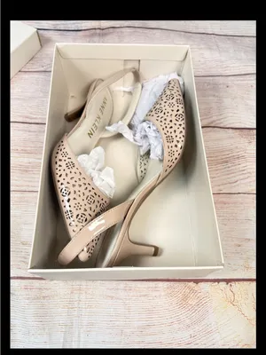 Anne Klein Women’s Sz 9.5M Tan Fabrizia w/Holes Design Slingback Kitten Heels thumbnail 2