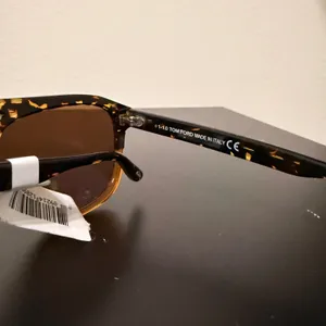 Tom Ford GERRARD 776 56E Dark Havana / Brown Sunglasses TF776 56E 56mm thumbnail 3