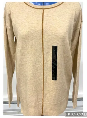 Banana republic top thumbnail 1