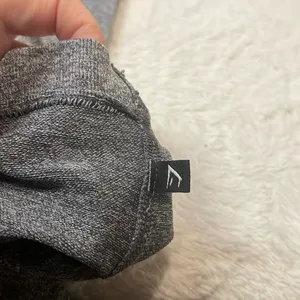 Gymshark- Flex Leggings in Grey with Pink Accent Logo Letters- Size Small thumbnail 3