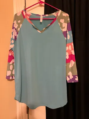 Honey me boutique blouse thumbnail 1