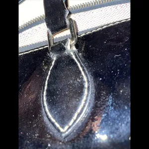 Dooney & Bourke satchel black patent leather Glossy Double Handles‎ thumbnail 8