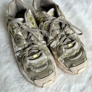 Adidas Astir Green Sneakers Women’s Size 9.5 thumbnail 8