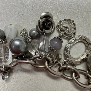 Silver Tone Chunky Charm Bracelet Hearts Rose Rhinestone thumbnail 3