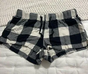 Old Navy Plaid Pajama Shorts thumbnail 1