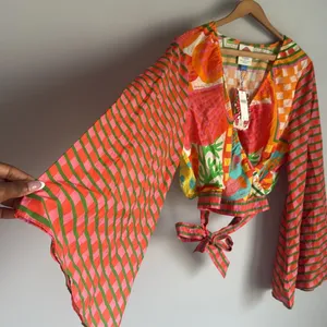 NEW Farm Rio x Anthropologie Bell-Sleeve Wrap Top Large thumbnail 5