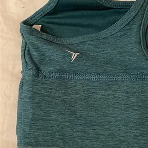 Old Navy Double Cut Out Botany Sports Bra M thumbnail 3