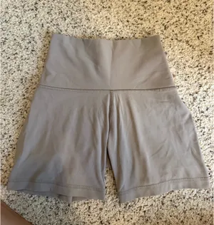 Aritzia Butter Cheeky Shorts thumbnail 4