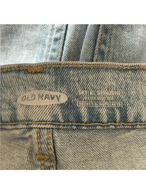 Old Navy Sky High Straight Light Wash Denim Jeans Size 8 thumbnail 3