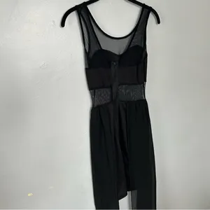 Elegant Black Sleeveless Dress thumbnail 4