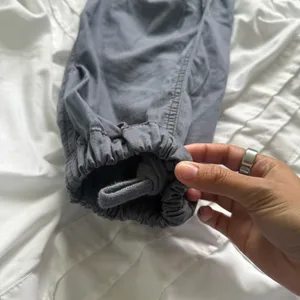 Hollister joggers  thumbnail 4