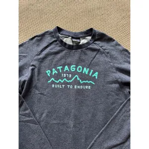 Patagonia‎ Womens Geologers Ahnya Crewneck Sweatshirt Blue Logo Sz M thumbnail 3